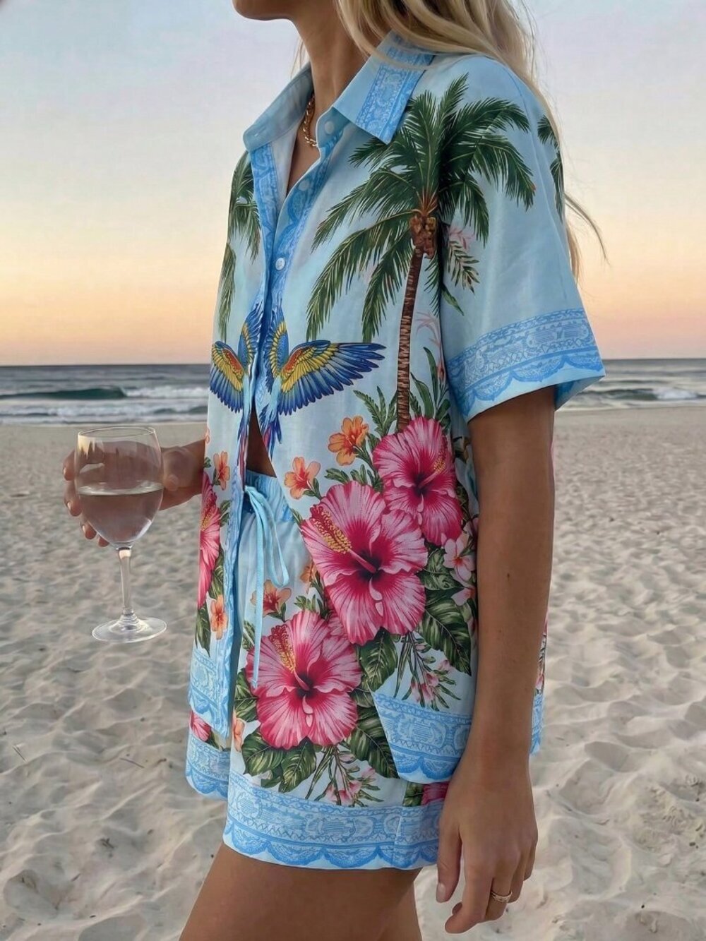 Baby Blue Boho Women's Casual Coconut Tree Floral Print Top and Shorts Set - Picture 3 of 5
